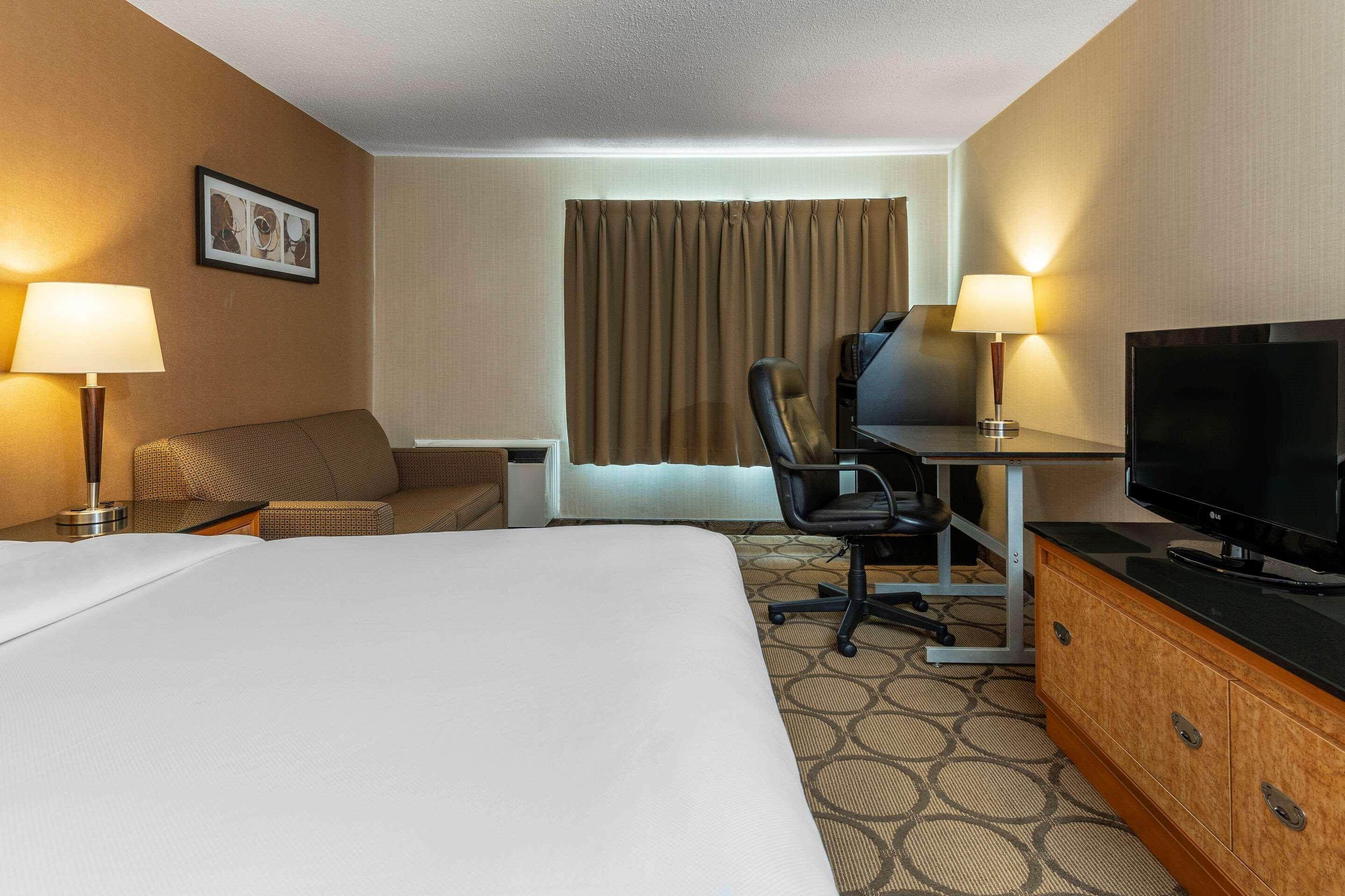 Comfort Inn Laval Eksteriør billede