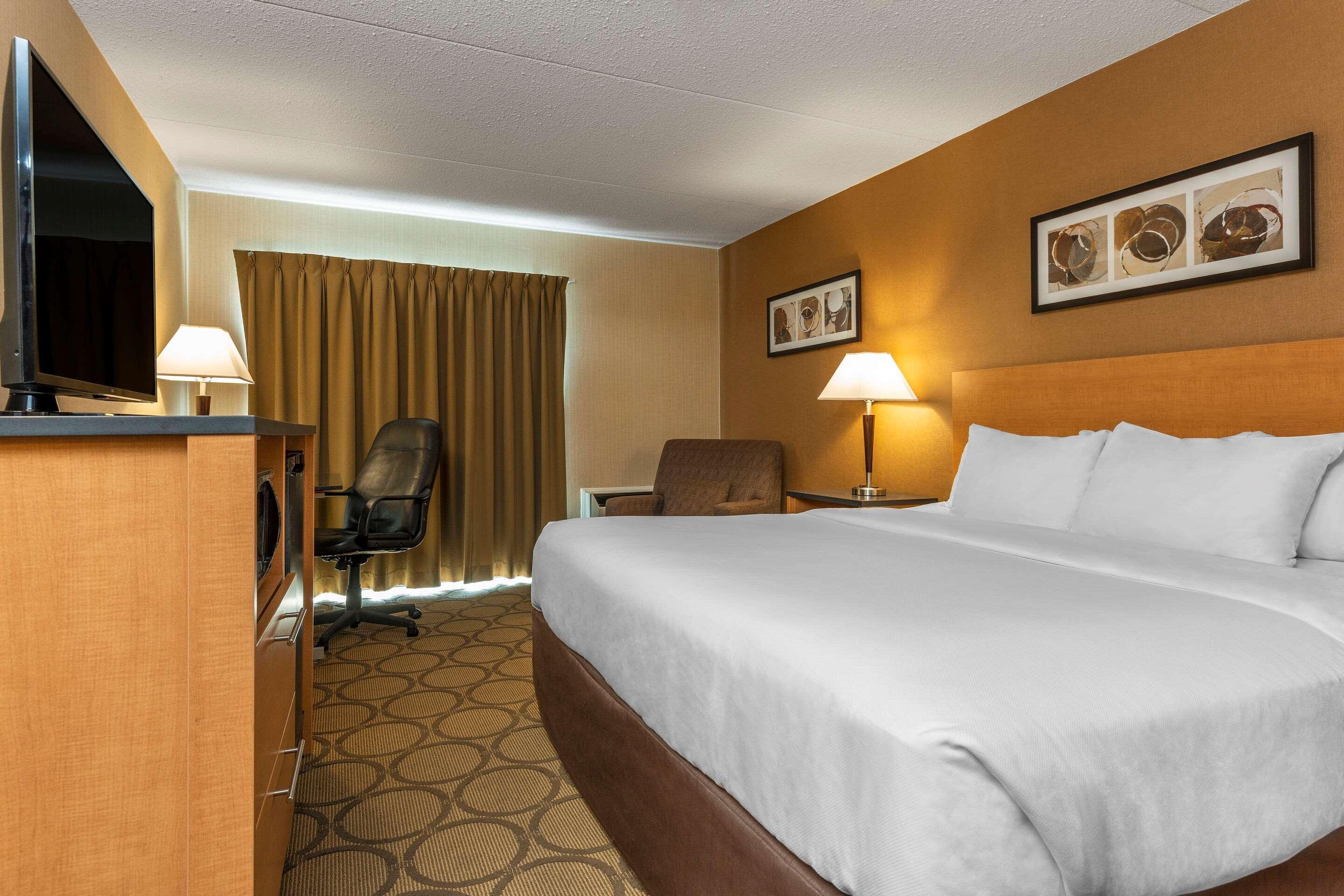 Comfort Inn Laval Eksteriør billede