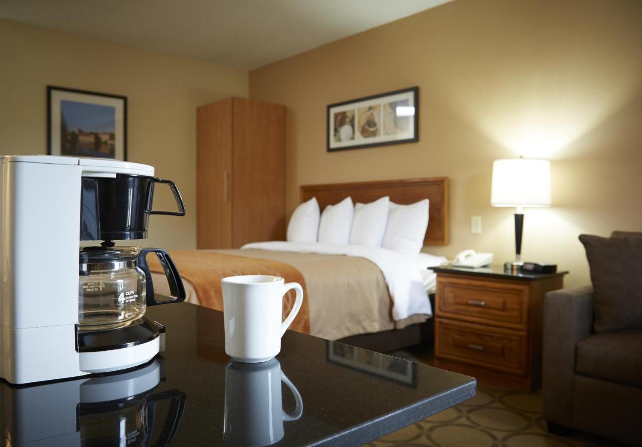 Comfort Inn Laval Eksteriør billede