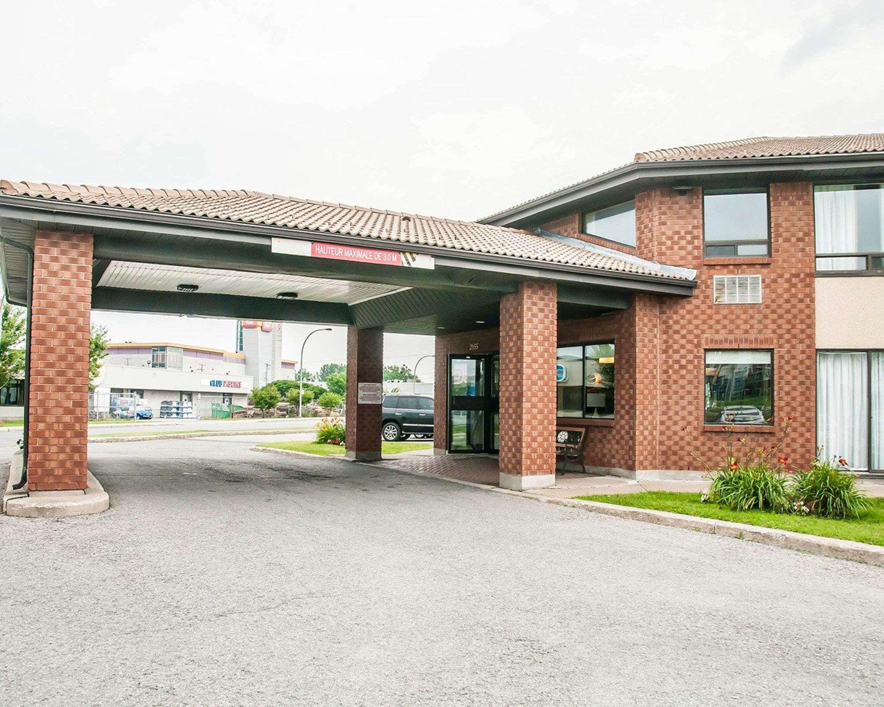 Comfort Inn Laval Eksteriør billede
