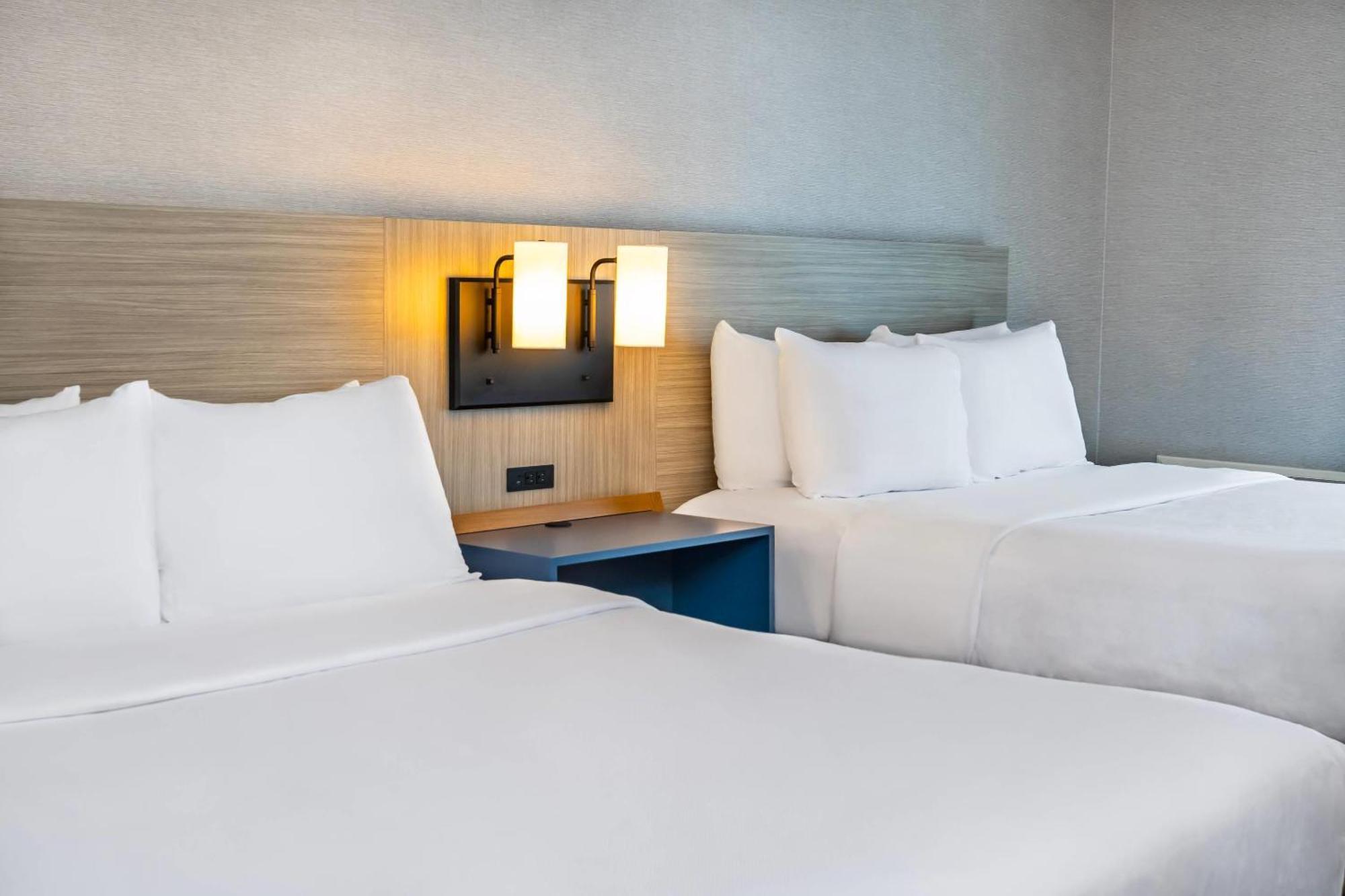 Comfort Inn Laval Eksteriør billede