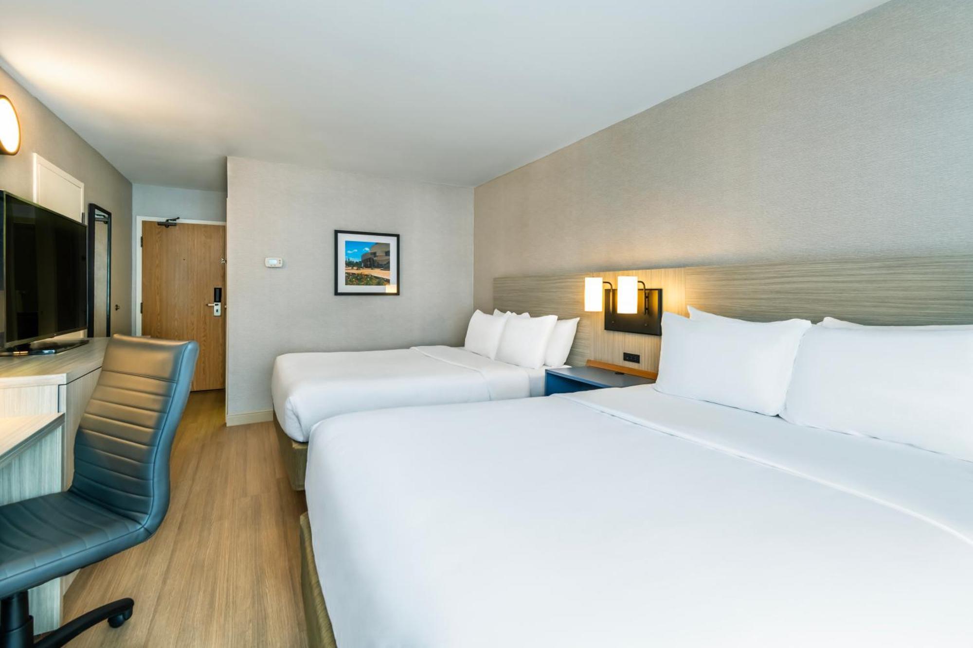 Comfort Inn Laval Eksteriør billede